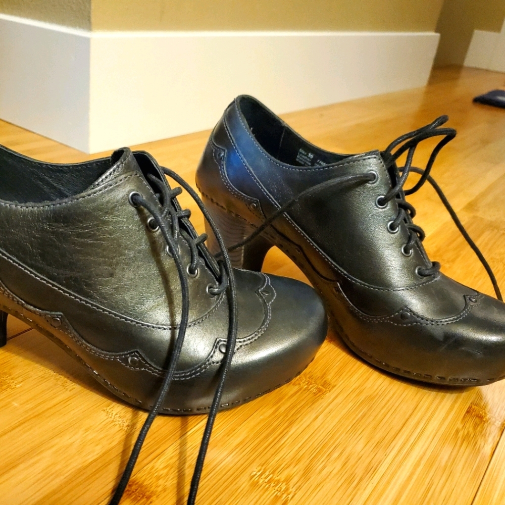 Dansko Nell Lace Up Shoe/Bootie